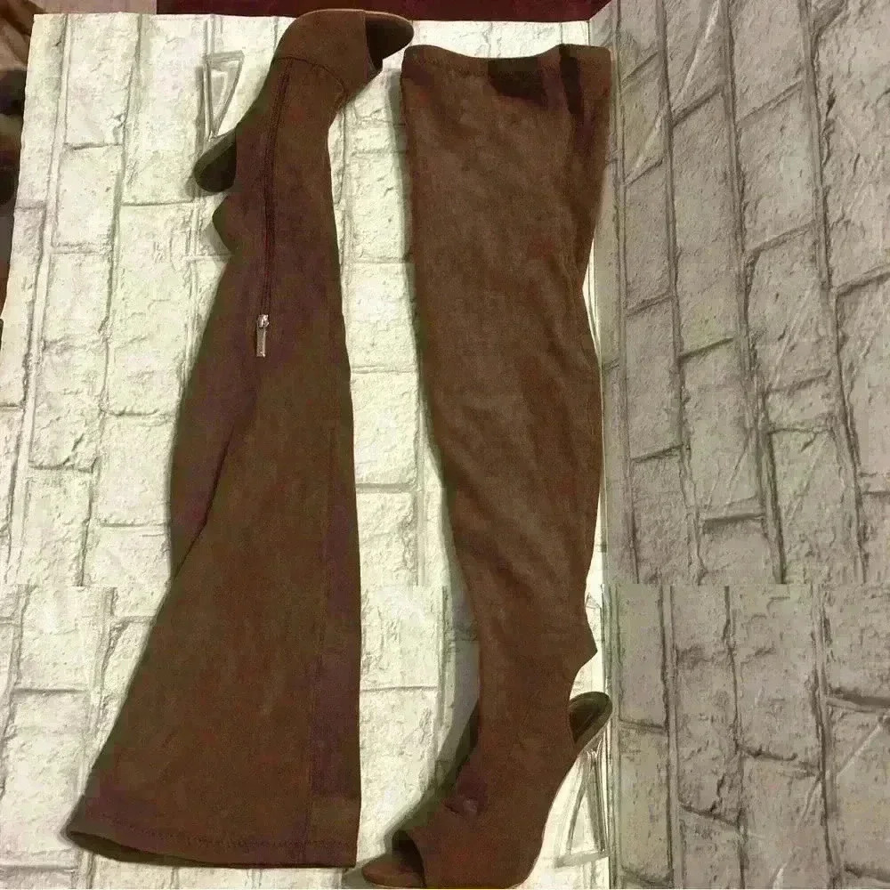NWOT Cape Robbin Over the Knee Tight High Brown Faux Suede Boots Size 6.5